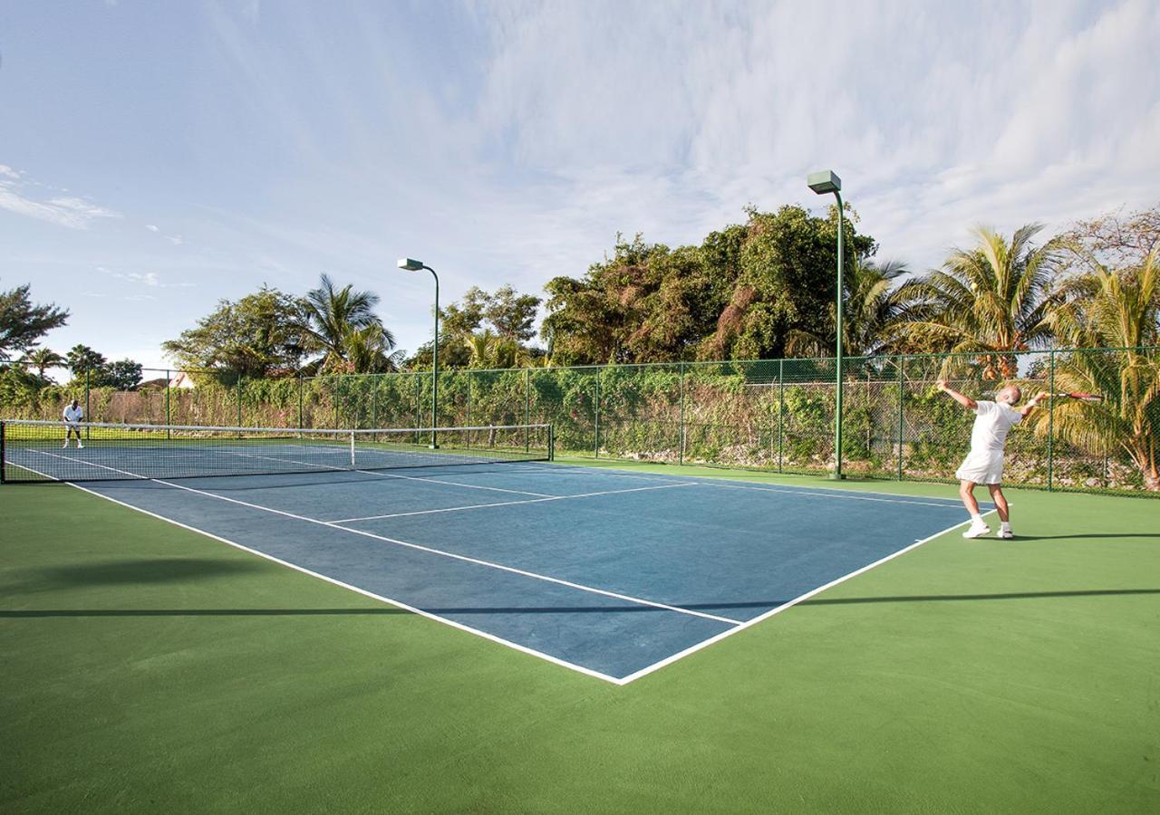 Palm Cay Marina And Resort Нассау Экстерьер фото